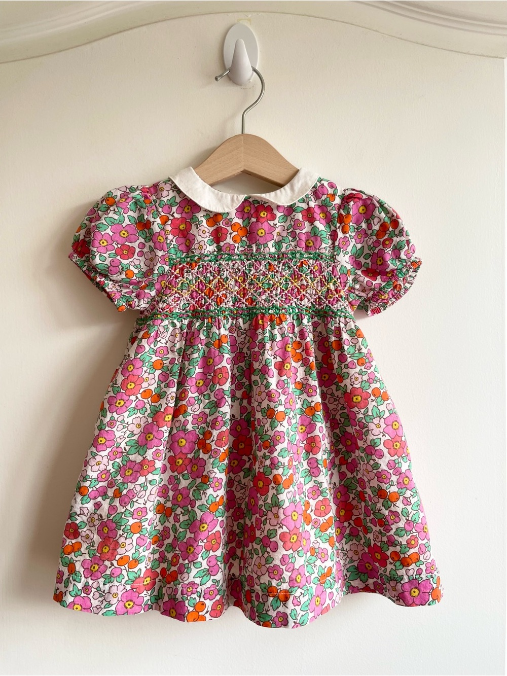 Baby Boden Adeline Smocked Dress 100% Cotton Peter Pan Collar Size 9-12M